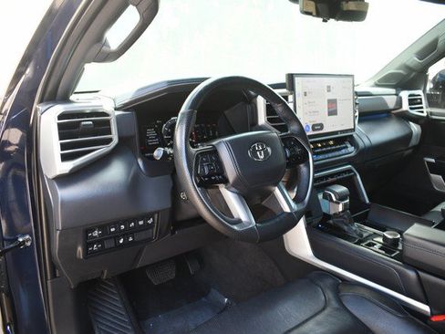 Used 2022 Toyota Tundra Platinum w/ Advanced Package AWD/4WD image 14