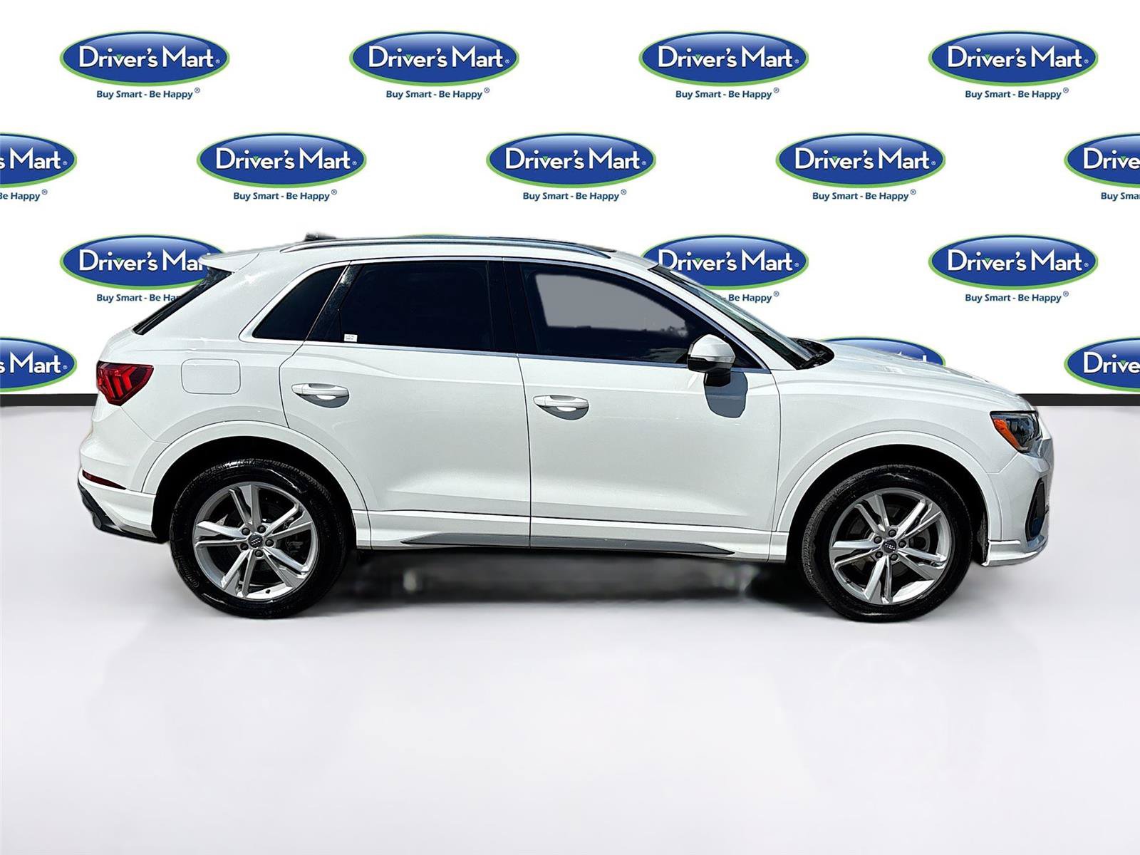 Used 2020 Audi Q3 2.0T Premium w/ Convenience Package AWD/4WD image 8