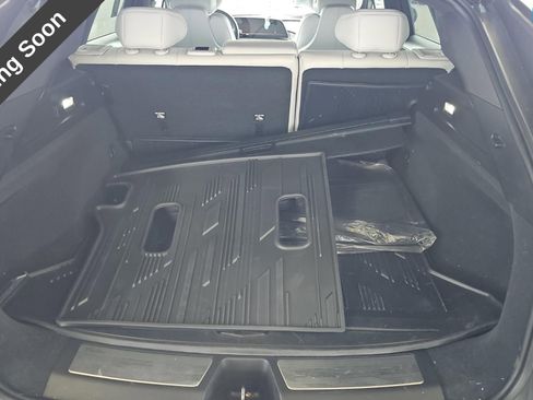 Used 2024 Cadillac Lyriq Sport image 13