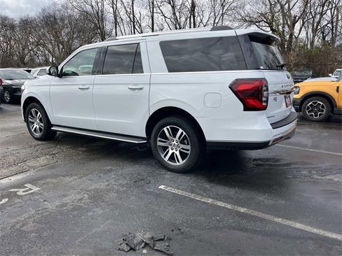 Used 2023 Ford Expedition Max Limited image 6