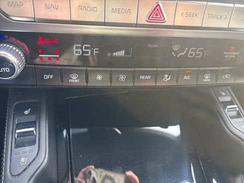 Certified 2024 Kia Telluride SX Prestige X-Line image 15