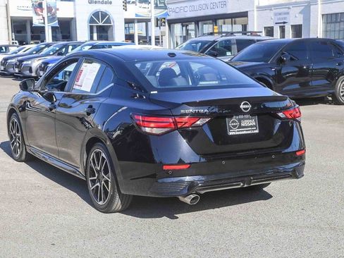 Used 2025 Nissan Sentra SR FWD image 6