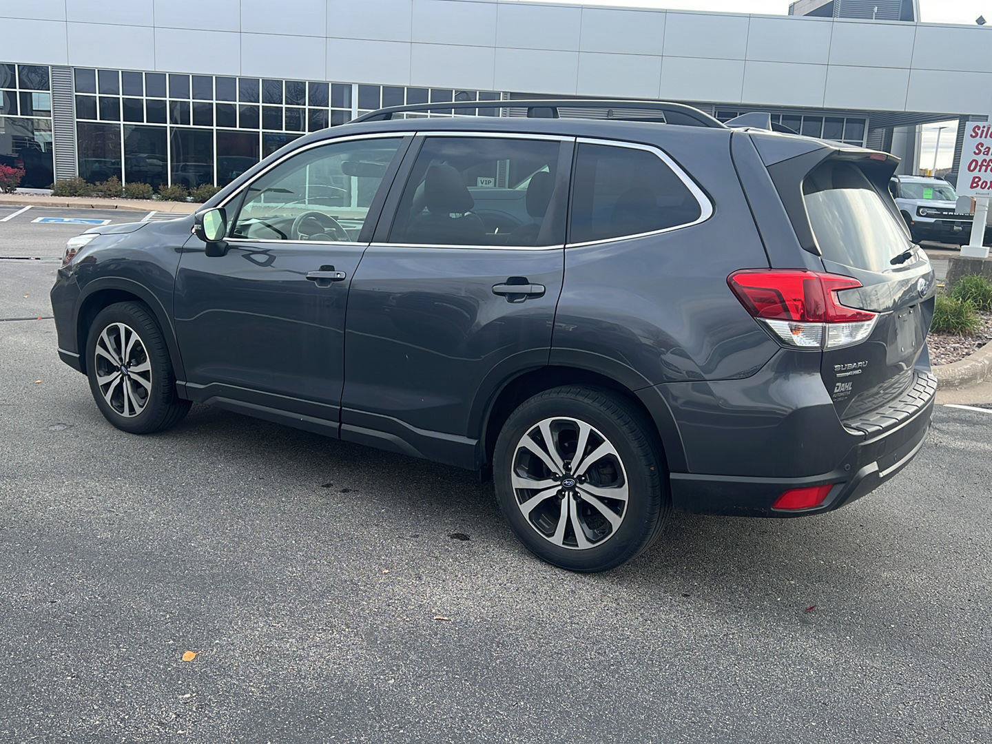 Used 2020 Subaru Forester Limited w/ Popular Package #3 AWD/4WD image 8