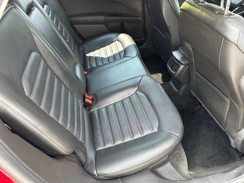 Used 2016 Ford Fusion SE w/ Equipment Group 202A FWD image 13