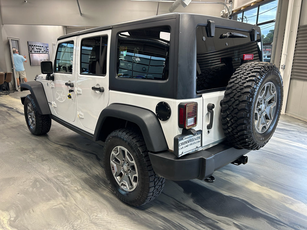 Used 2017 Jeep Wrangler Unlimited Rubicon w/ Connectivity Group AWD/4WD image 29
