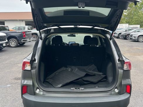 Used 2022 Ford Escape SE w/ Cold Weather Package AWD/4WD image 5