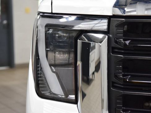 Used 2024 GMC Sierra 3500 Pro w/ Convenience Package AWD/4WD image 6