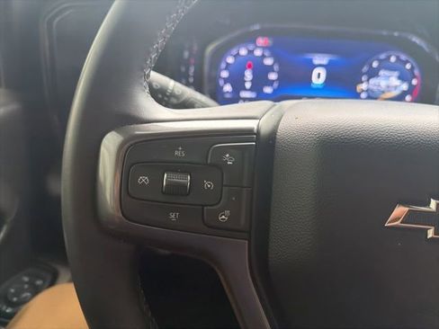 Used 2024 Chevrolet Silverado 2500 ZR2 w/ Technology Package AWD/4WD image 25