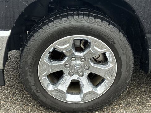 Used 2021 RAM 1500 Big Horn AWD/4WD image 11