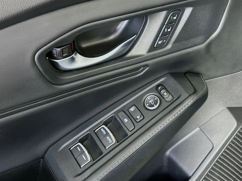 Used 2024 Honda Accord Sport image 15