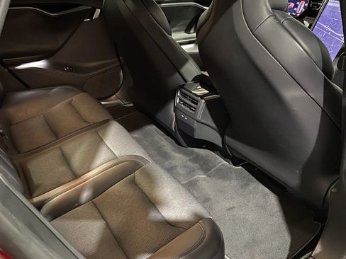 Used 2018 Tesla Model S AWD image 6