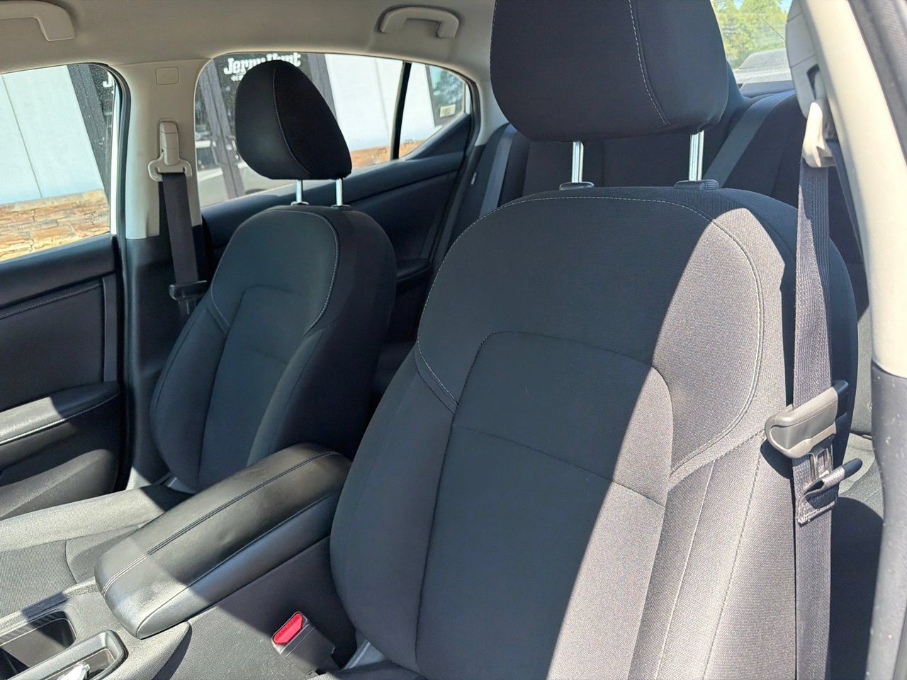 Used 2024 Nissan Sentra S FWD image 3