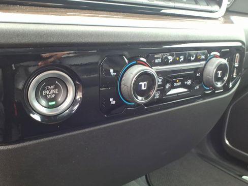 Certified 2022 Chevrolet Silverado 1500 RST w/ Protection Package AWD/4WD image 25