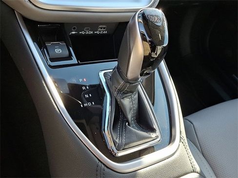 Certified 2025 Subaru Legacy Limited image 17