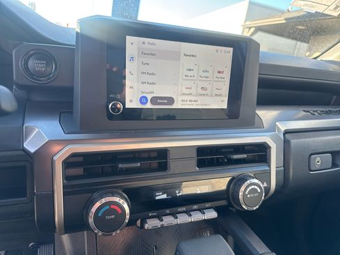 Used 2025 Toyota Tacoma SR5 image 17