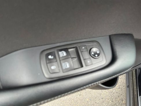Used 2021 Dodge Challenger R/T Scat Pack RWD image 8