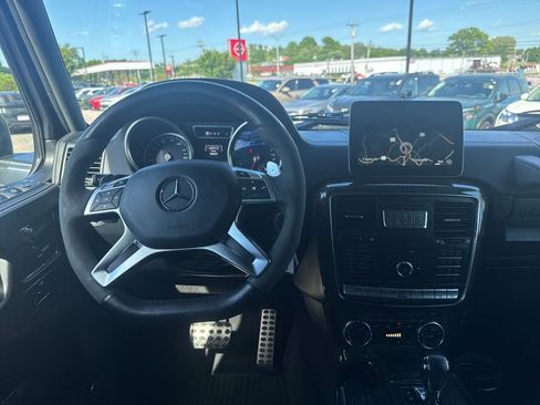Used 2017 Mercedes-Benz G 550 Squared image 22