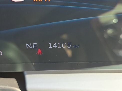 Used 2024 Cadillac Lyriq Sport image 21