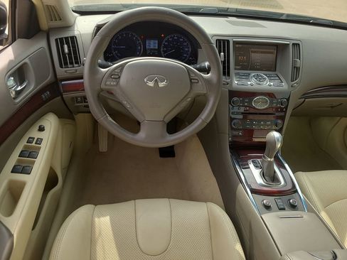 Used 2013 INFINITI G37 x w/ Premium Pkg image 10