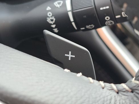 New 2025 Subaru Outback Premium image 26