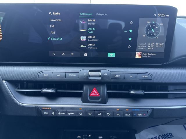 Used 2025 Kia K4 FWD image 21