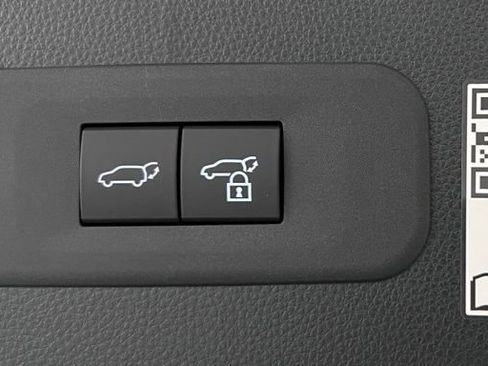 New 2025 Toyota Crown Signia image 46