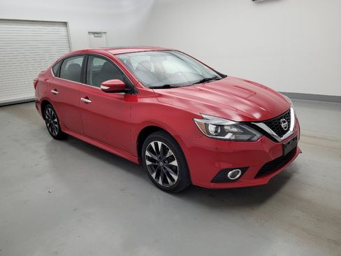 Used 2016 Nissan Sentra SR w/ SR Premium Package FWD image 11