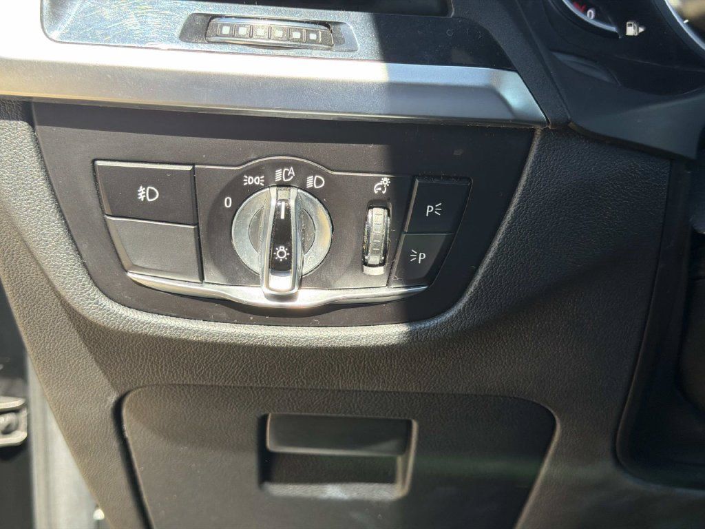 Used 2019 BMW X3 sDrive30i w/ Convenience Package RWD image 23