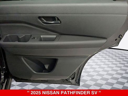 Certified 2025 Nissan Pathfinder SV AWD/4WD image 29