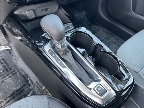 Certified 2024 Chevrolet Trax LT w/ Driver Confidence Package image 18