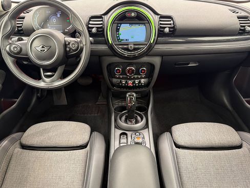 Used 2021 MINI Cooper Clubman S w/ Premium Package FWD image 15