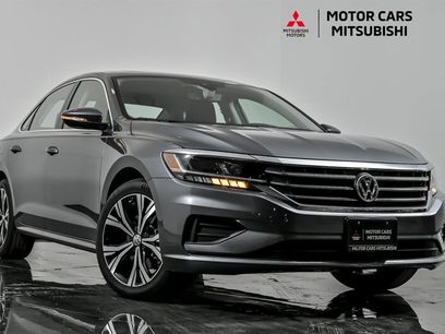 Used 2022 Volkswagen Passat 2.0T SE