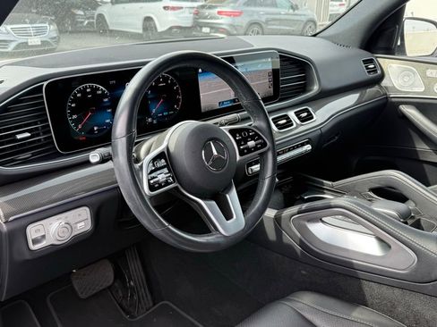 Used 2021 Mercedes-Benz GLE 450 4MATIC image 2