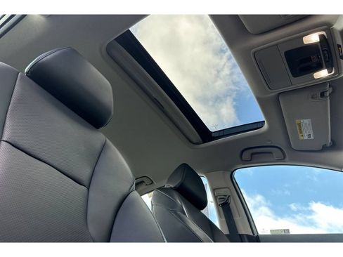 Used 2025 Honda Accord EX-L image 18