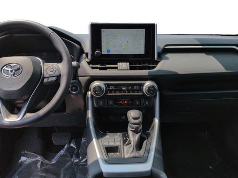 Used 2025 Toyota RAV4 XLE w/ Convenience Package AWD/4WD image 11