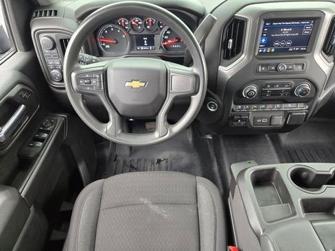 Used 2024 Chevrolet Silverado 2500 Custom w/ Custom Value Package image 15