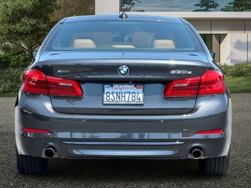 Used 2020 BMW 530e xDrive w/ Premium Package AWD/4WD image 5