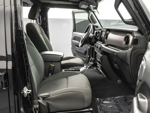 Used 2021 Jeep Wrangler Unlimited Willys image 41