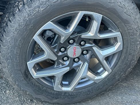 Used 2025 GMC Sierra 1500 SLT w/ SLT Premium Plus Package image 7