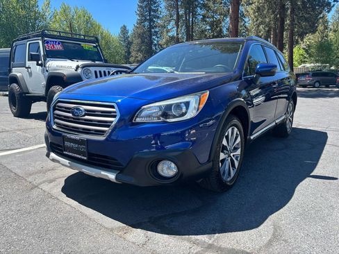 Used 2017 Subaru Outback 2.5i Touring AWD/4WD image 1