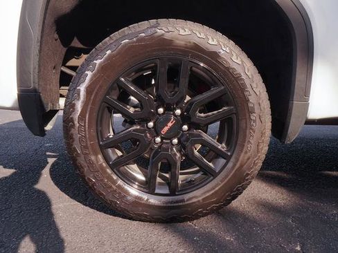 Used 2024 GMC Sierra 1500 Elevation w/ X31 Off-Road Package image 32