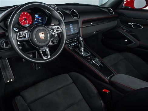 Used 2024 Porsche 718 Boxster GTS image 4