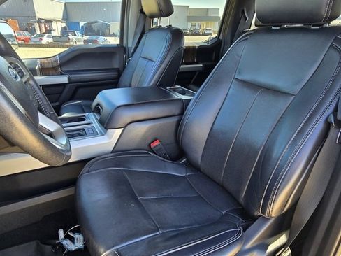 Used 2019 Ford F150 Lariat w/ Equipment Group 502A Luxury image 20