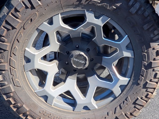 Used 2021 Ford F150 Lariat w/ Equipment Group 502A High AWD/4WD image 11