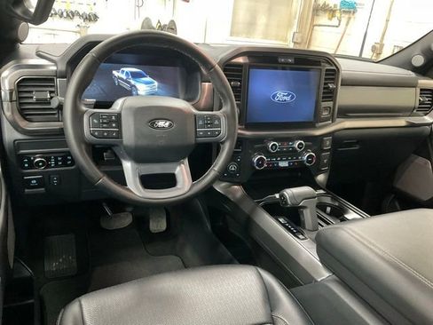 Used 2025 Ford F150 Lariat AWD/4WD image 8