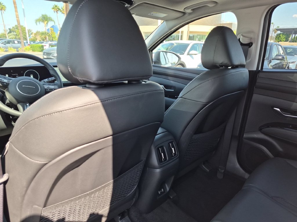 New 2026 Hyundai Tucson Limited FWD image 29