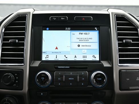 Used 2016 Ford F150 Lariat w/ Equipment Group 502A Luxury image 34