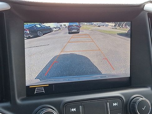 Used 2021 GMC Terrain SLT w/ Infotainment Package II AWD/4WD image 19
