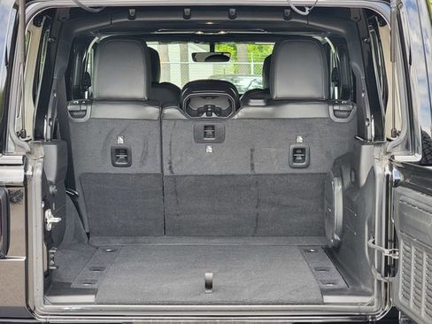 Certified 2022 Jeep Wrangler Unlimited Sahara AWD/4WD image 22