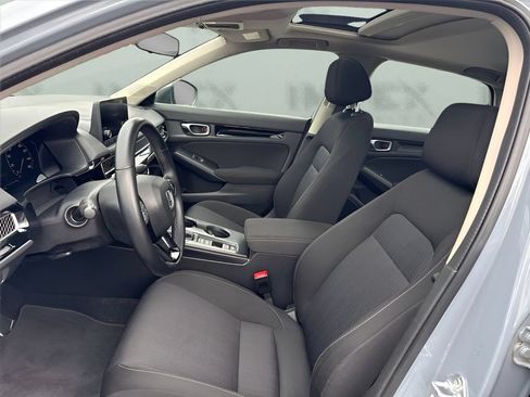 Used 2023 Honda Civic EX image 9